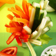 Bunte Rohkost-Sticks